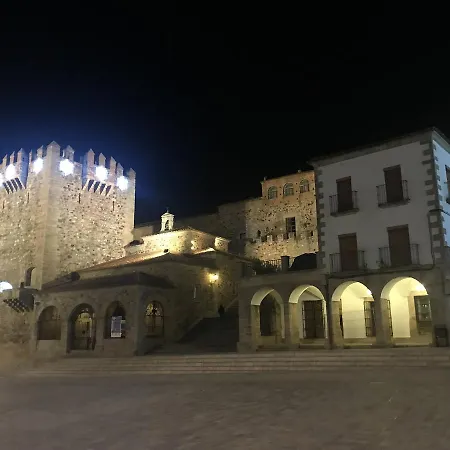 Destino Deluxe Adama Cáceres Appartamento Caces