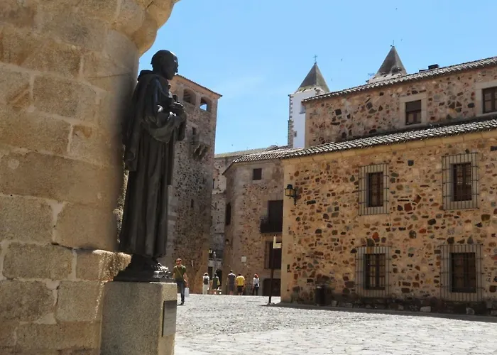 Adama Turistico Caces