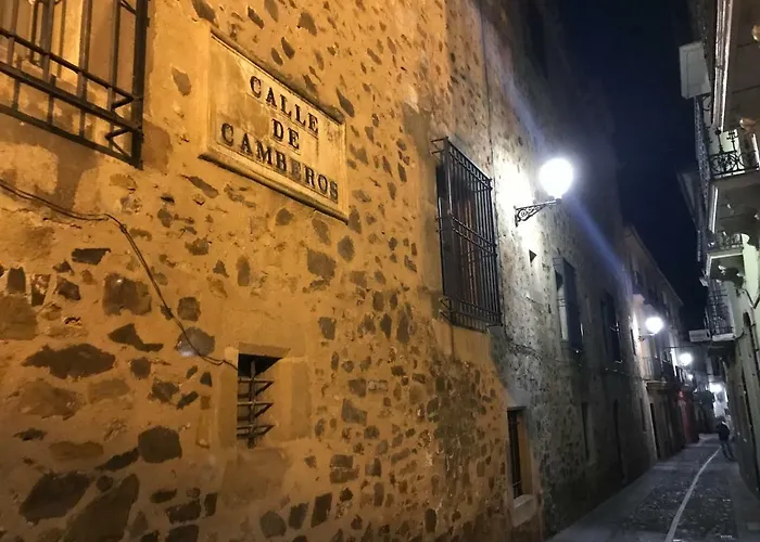 Adama Turistico Apartment Caceres