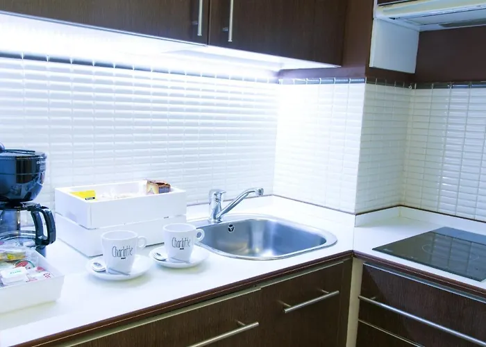 Destino Deluxe Adama Cáceres Caces